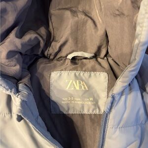 Zara puffer coat (size 2-3) hooded full zip grey.